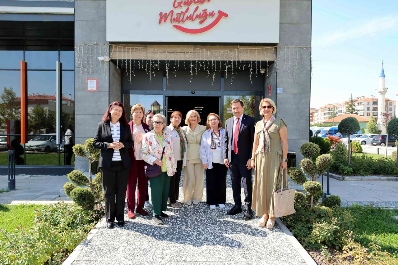 Konya’da Alzheimer hastalarına büyük destek! Tam 10 yıldır sürüyor 4